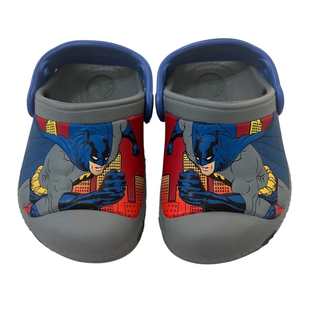 Crocs BATMAN Little Boys Size 4/5 C Comic DC Shoes Sandals Clogs Rare Children - Picture 2 of 8